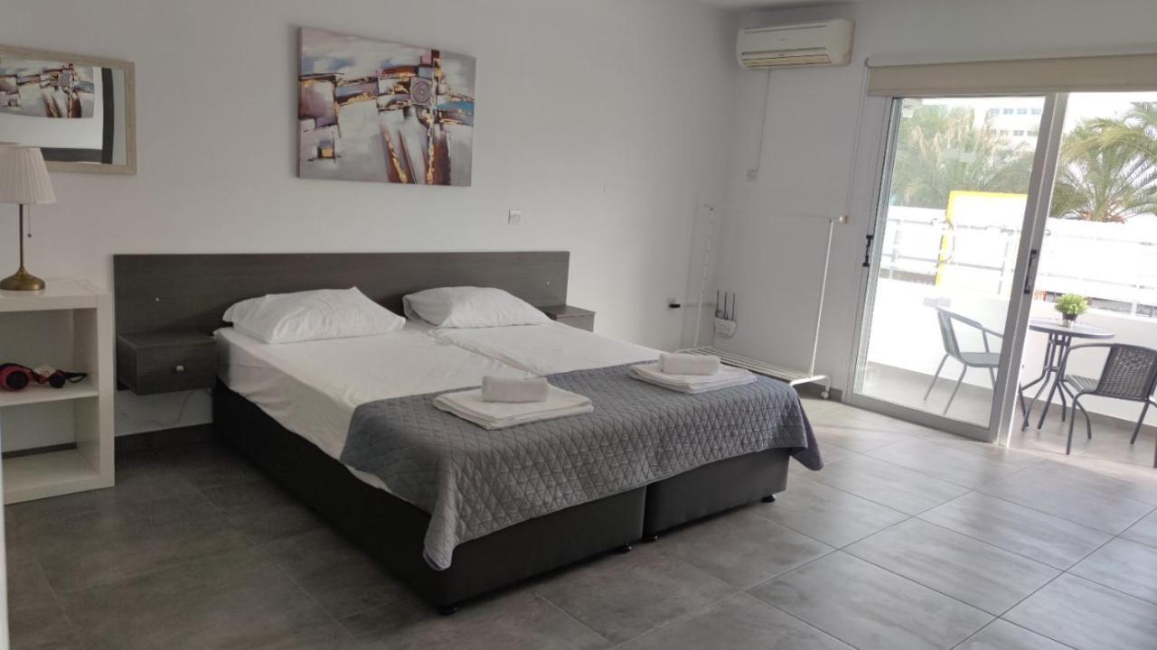 Nissi Avenue Studio Aya Napa Dış mekan fotoğraf