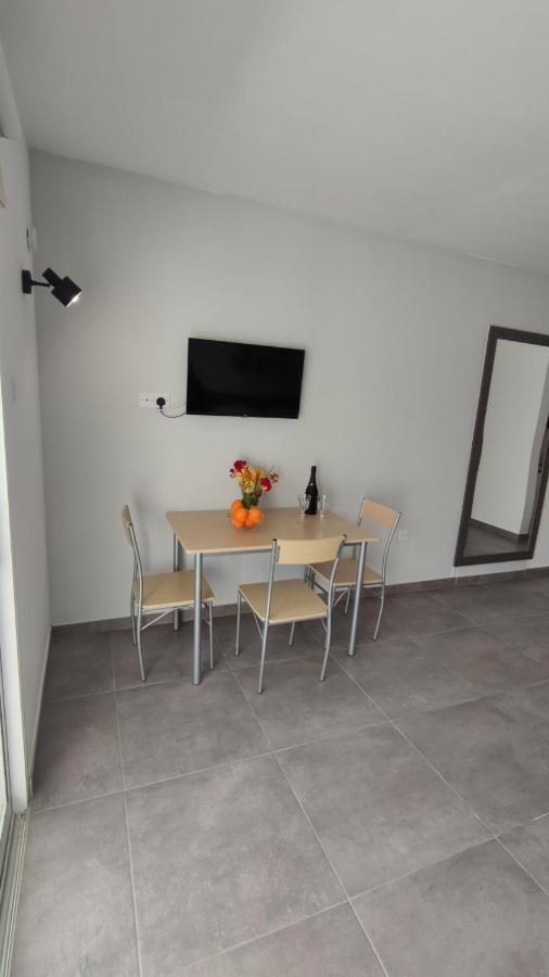 Nissi Avenue Studio Aya Napa Dış mekan fotoğraf