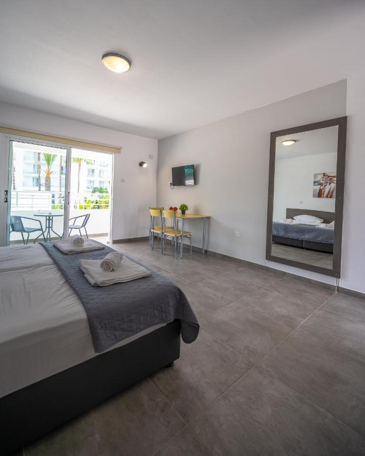 Nissi Avenue Studio Aya Napa Dış mekan fotoğraf