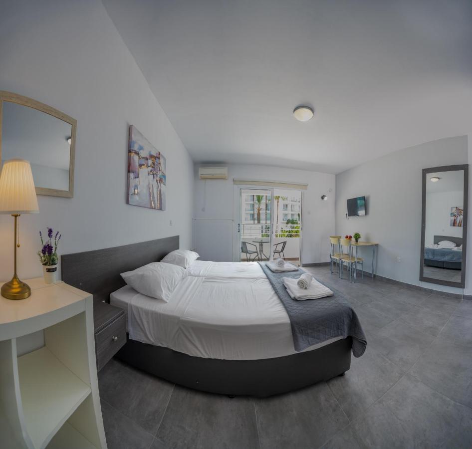 Nissi Avenue Studio Aya Napa Dış mekan fotoğraf